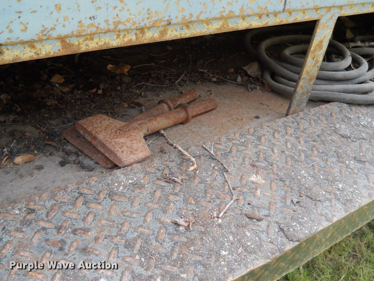 image for item DE4516 Thermo Lay TM375-200 pothole patcher bed