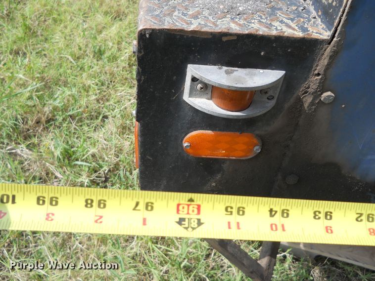 image for item DE4516 Thermo Lay TM375-200 pothole patcher bed