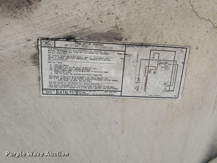 image for item DF5774 1990 Ford F150 Custom  pickup truck