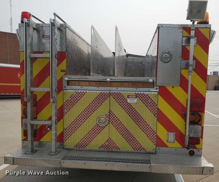 image for item DF5790 1998 HME  pumper fire truck