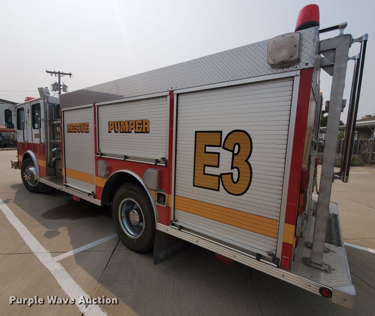 image for item DF5790 1998 HME  pumper fire truck
