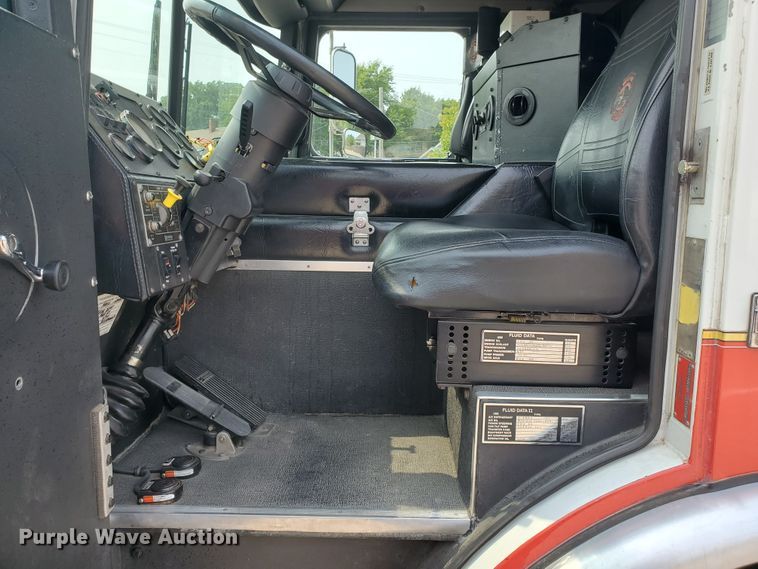 image for item DF5790 1998 HME  pumper fire truck