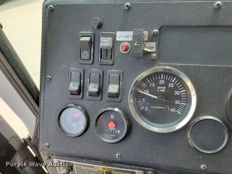 image for item DF5790 1998 HME  pumper fire truck