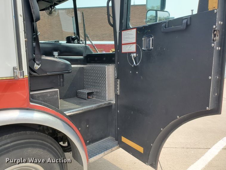 image for item DF5790 1998 HME  pumper fire truck