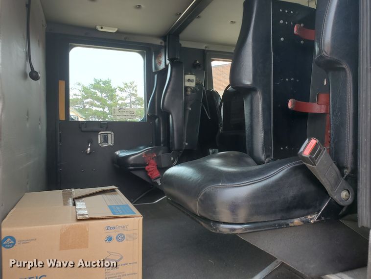 image for item DF5790 1998 HME  pumper fire truck