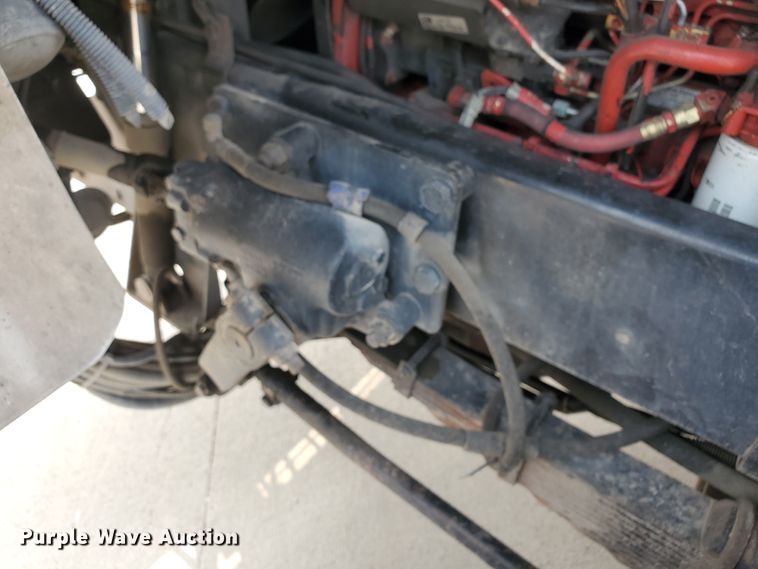 image for item DF5790 1998 HME  pumper fire truck