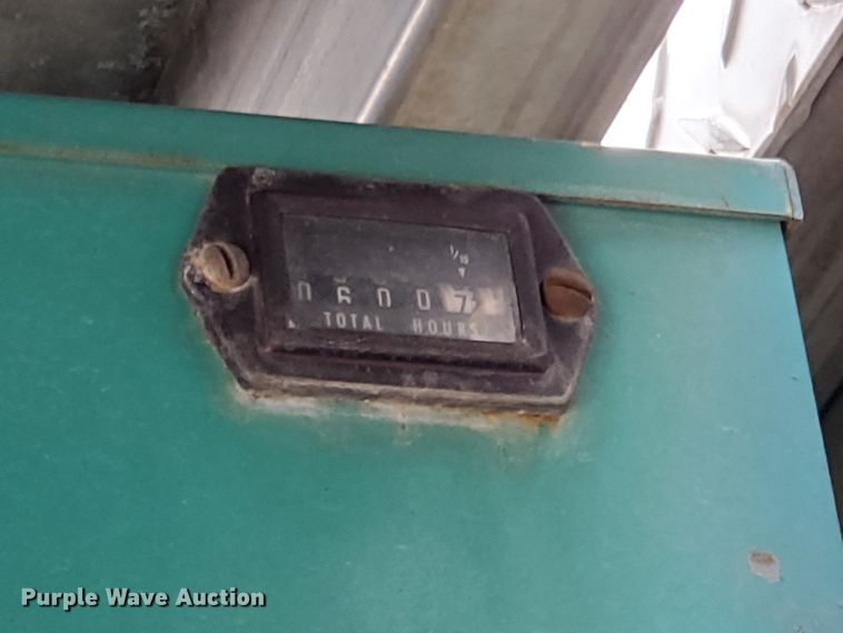 image for item DF5790 1998 HME  pumper fire truck