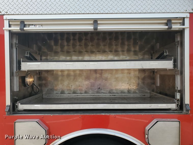 image for item DF5790 1998 HME  pumper fire truck