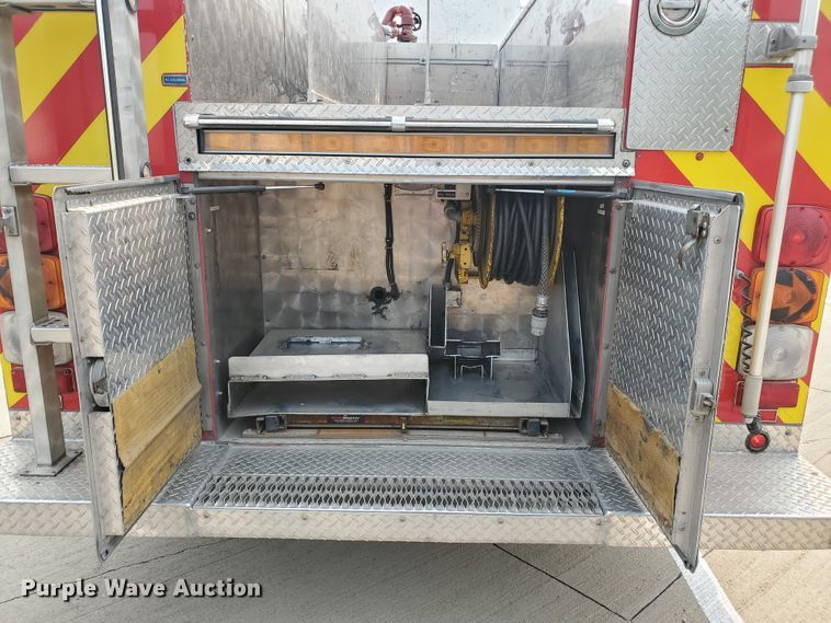 image for item DF5790 1998 HME  pumper fire truck