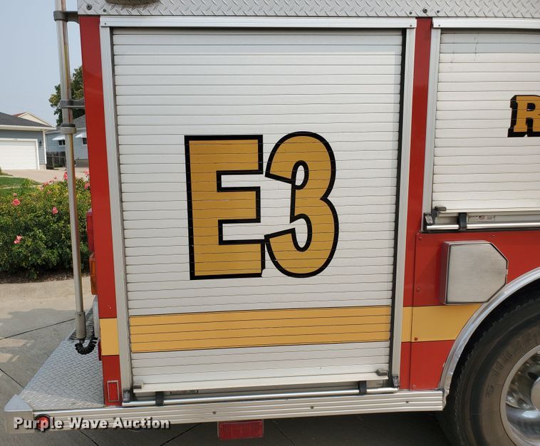 image for item DF5790 1998 HME  pumper fire truck