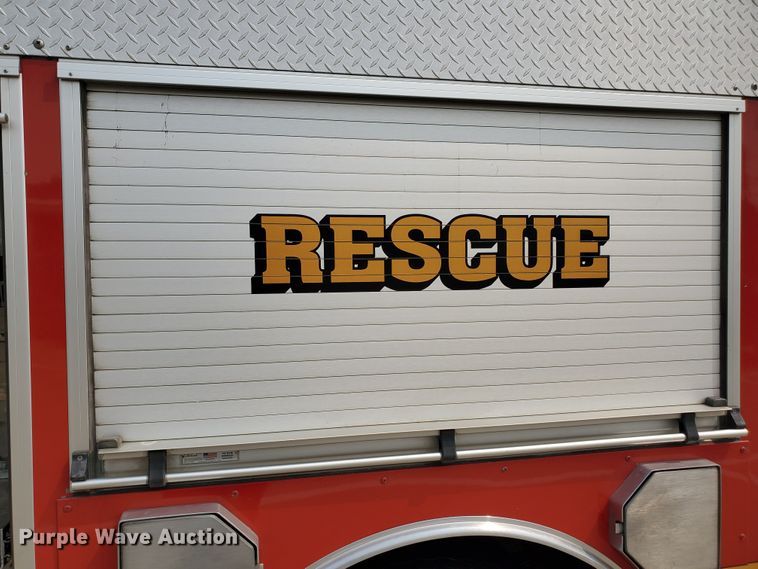 image for item DF5790 1998 HME  pumper fire truck