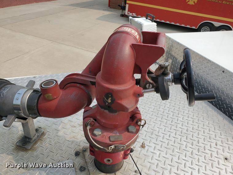 image for item DF5790 1998 HME  pumper fire truck