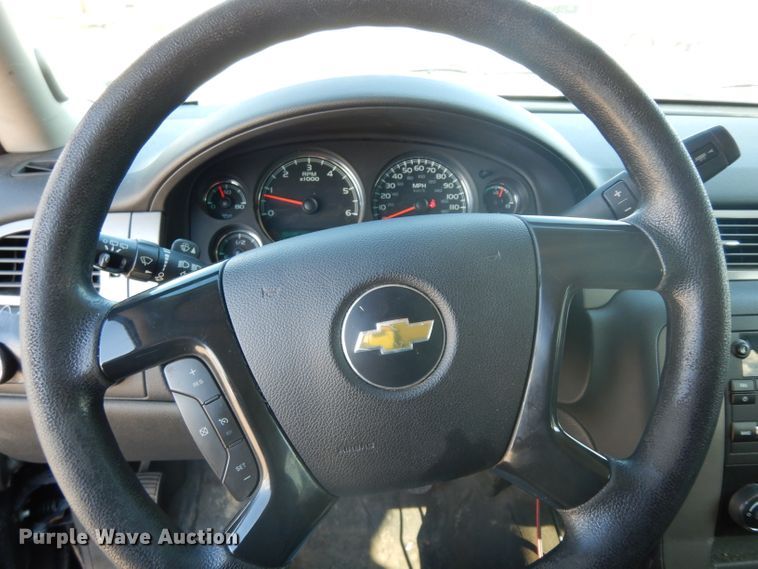 image for item DG6302 2013 Chevrolet Tahoe Police  SUV