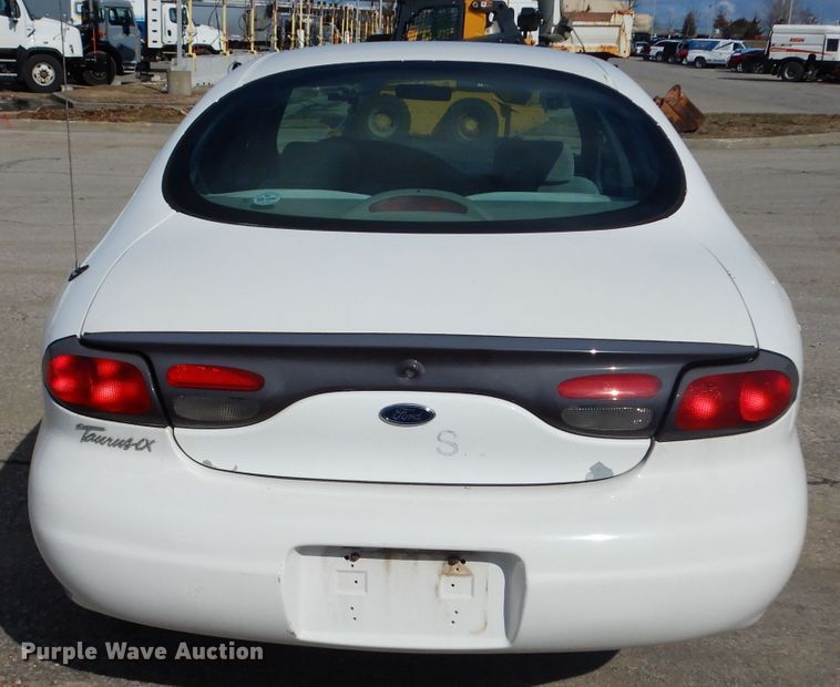 image for item DG6305 1999 Ford Taurus LX