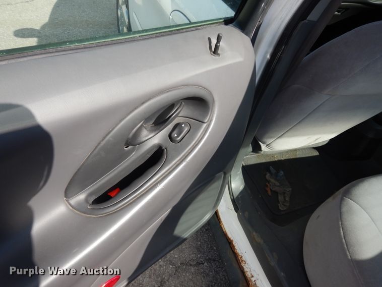 image for item DG6305 1999 Ford Taurus LX