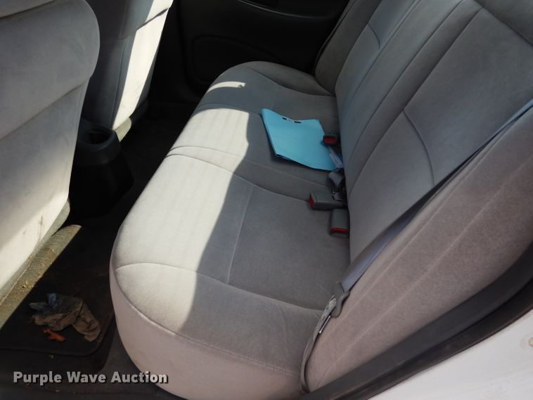 image for item DG6305 1999 Ford Taurus LX