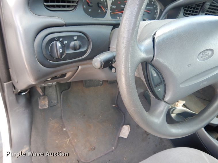 image for item DG6305 1999 Ford Taurus LX