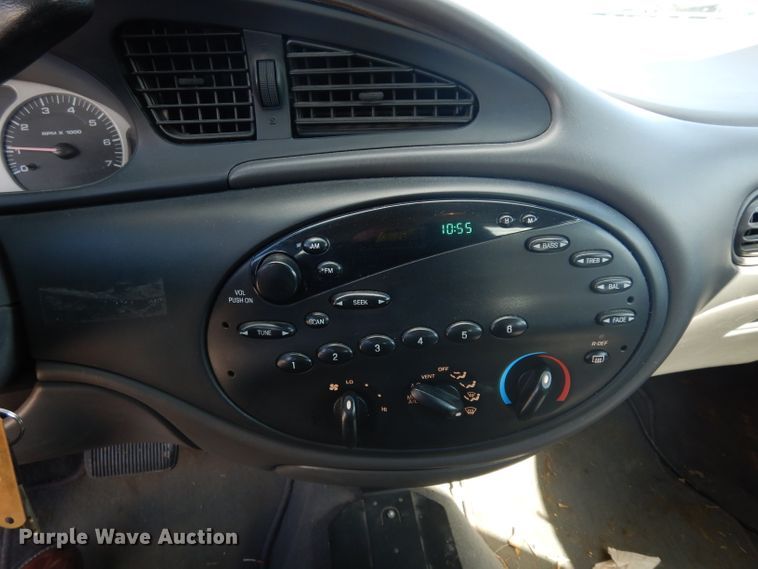 image for item DG6305 1999 Ford Taurus LX