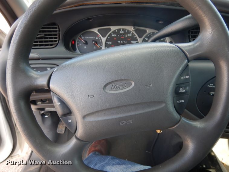 image for item DG6305 1999 Ford Taurus LX