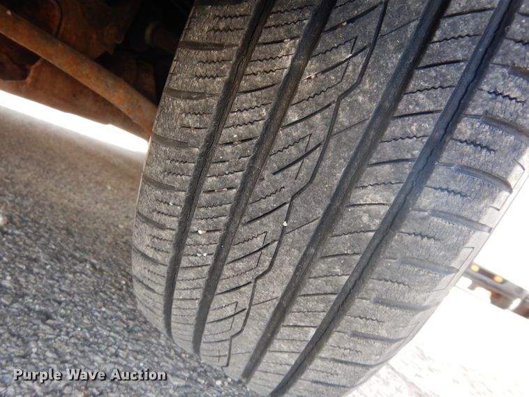 image for item DG6305 1999 Ford Taurus LX