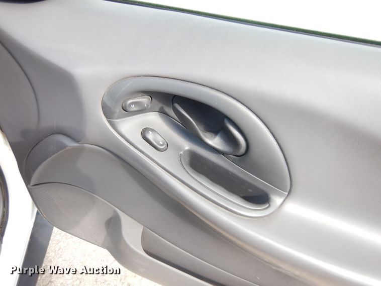 image for item DG6305 1999 Ford Taurus LX