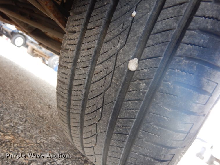 image for item DG6305 1999 Ford Taurus LX