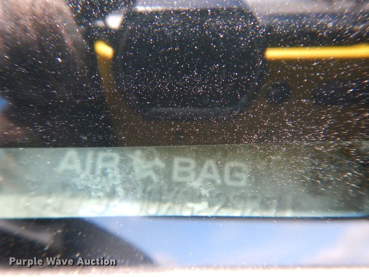 image for item DG6305 1999 Ford Taurus LX