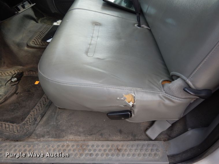 image for item DG6307 2006 Ford F250 Super Duty XL  pickup truck