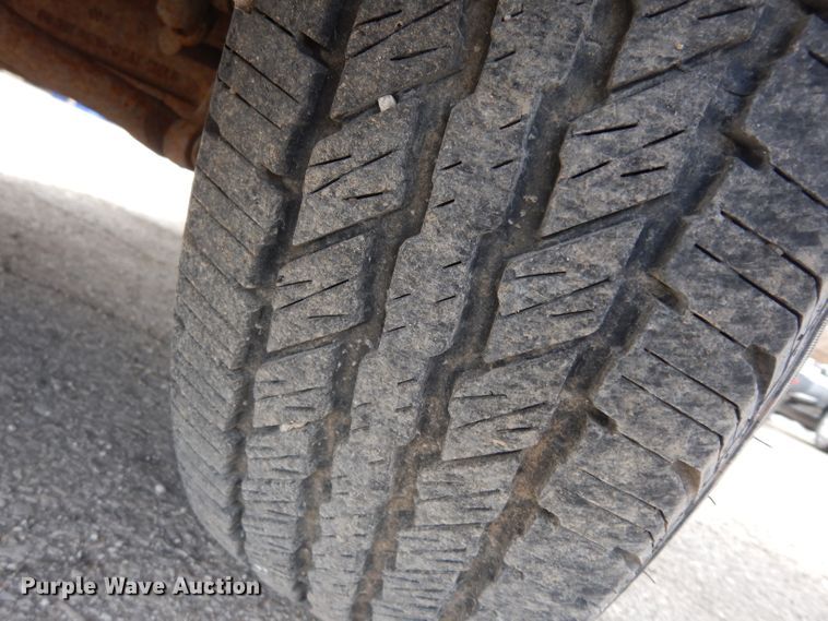 image for item DG6307 2006 Ford F250 Super Duty XL  pickup truck