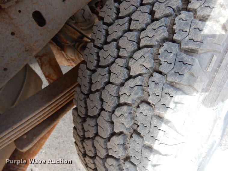 image for item DG6307 2006 Ford F250 Super Duty XL  pickup truck