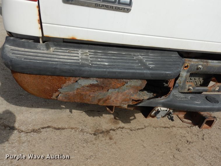 image for item DG6307 2006 Ford F250 Super Duty XL  pickup truck