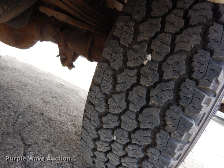 image for item DG6307 2006 Ford F250 Super Duty XL  pickup truck