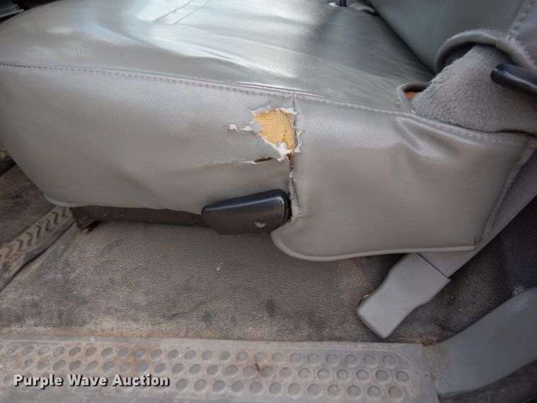 image for item DG6307 2006 Ford F250 Super Duty XL  pickup truck