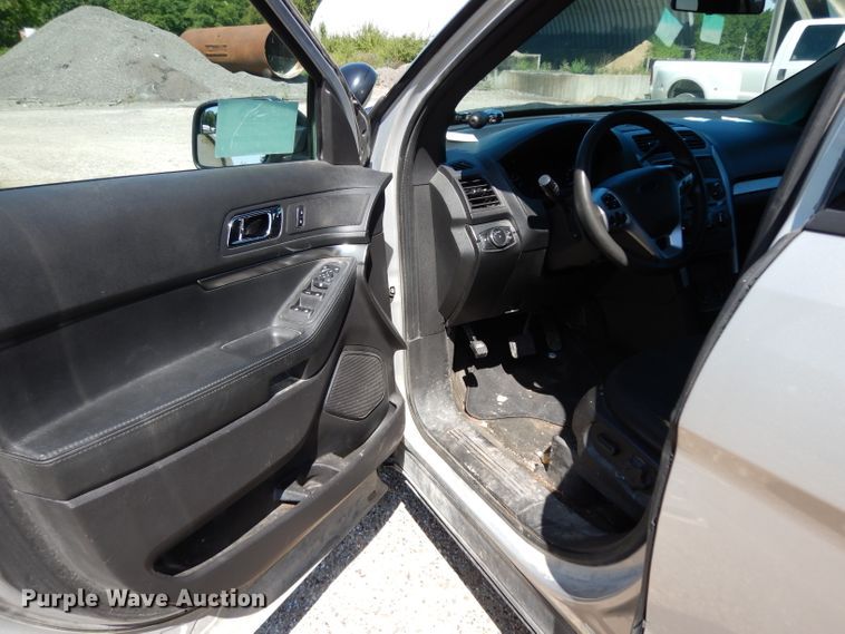 image for item DG6952 2015 Ford Explorer Police Interceptor  SUV