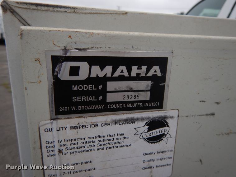 image for item DG8999 2001 Ford F250 Super Duty  SuperCab utility bed pickup truck