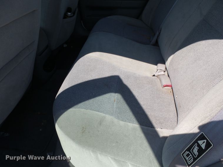 image for item DH3929 2002 Ford Taurus