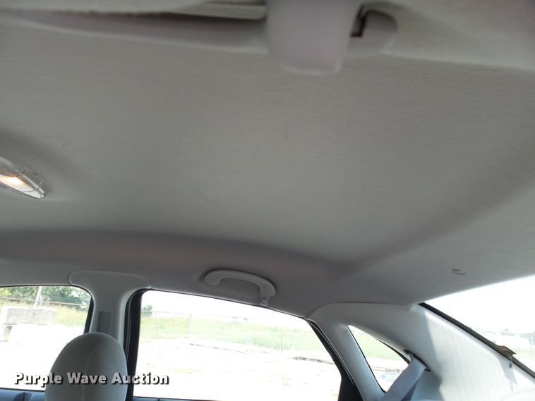 image for item DH3929 2002 Ford Taurus