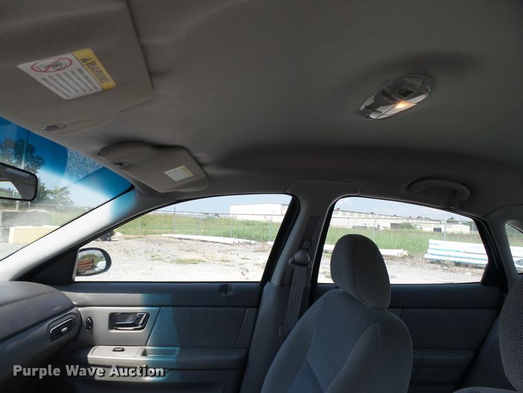 image for item DH3929 2002 Ford Taurus