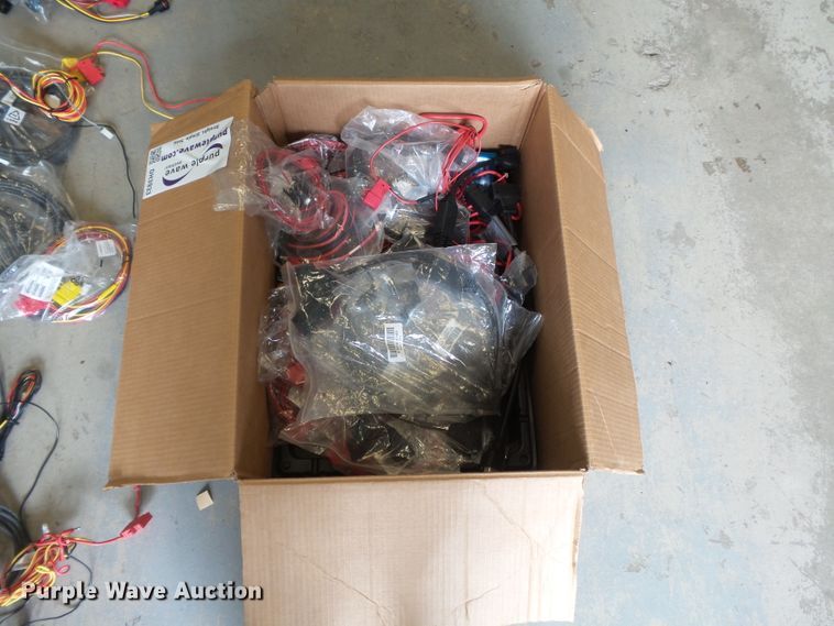 image for item DH3933 (12) Motorola P25 two-way radios