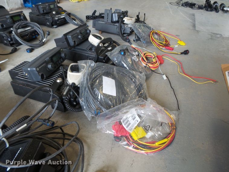 image for item DH3933 (12) Motorola P25 two-way radios