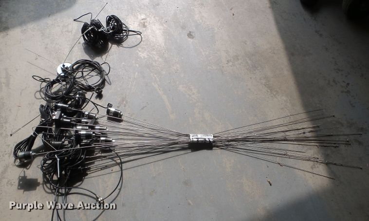 image for item DH3935 Approximately 15 antennas