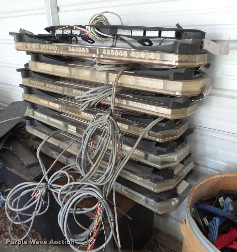 image for item DH3937 Approximately 10 light bars