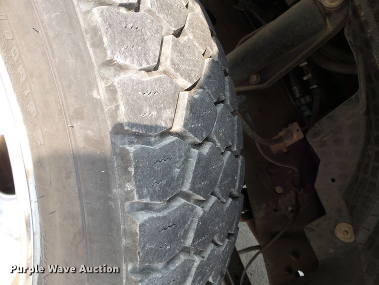 image for item DH3942 1999 Ford F450 Super Duty XL  rescue fire truck