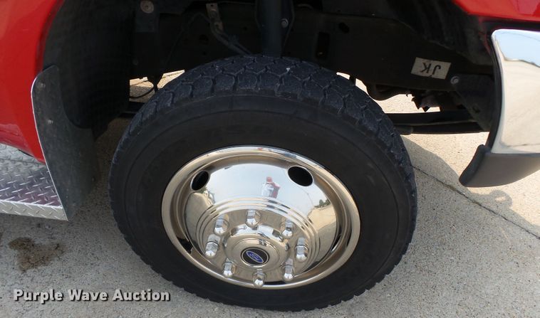 image for item DH3942 1999 Ford F450 Super Duty XL  rescue fire truck