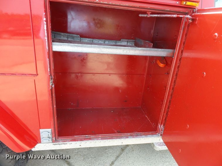 image for item DH3942 1999 Ford F450 Super Duty XL  rescue fire truck