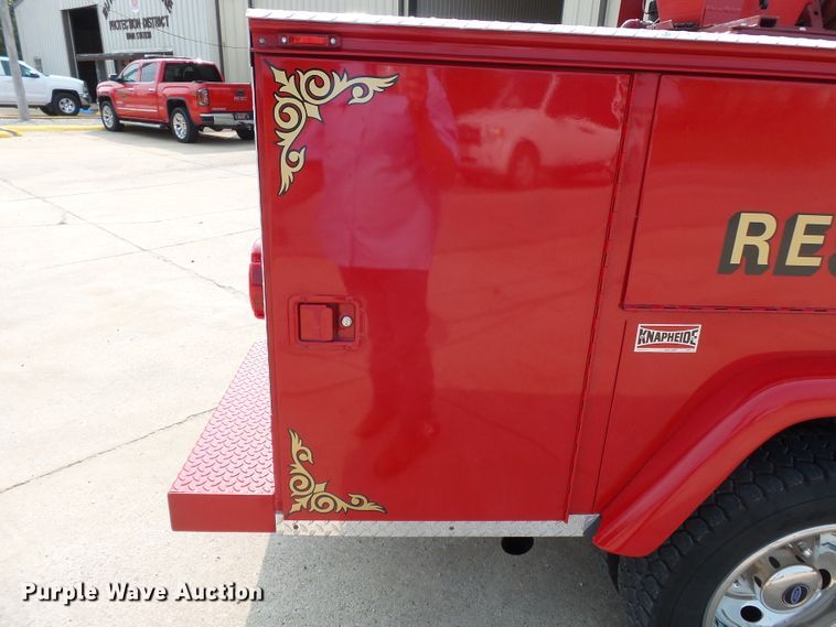 image for item DH3942 1999 Ford F450 Super Duty XL  rescue fire truck