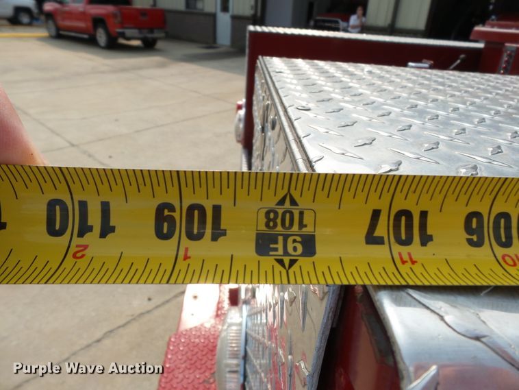 image for item DH3942 1999 Ford F450 Super Duty XL  rescue fire truck