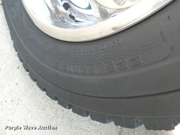 image for item DH3942 1999 Ford F450 Super Duty XL  rescue fire truck