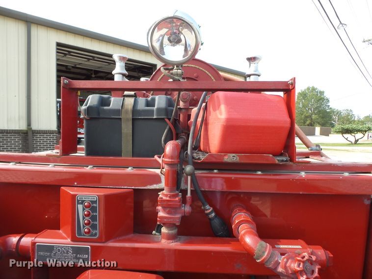 image for item DH3942 1999 Ford F450 Super Duty XL  rescue fire truck