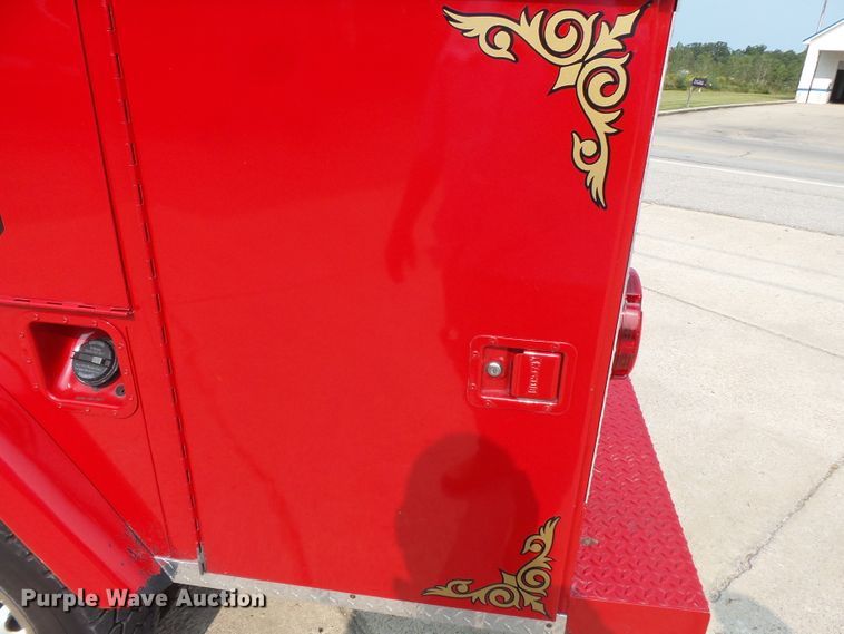 image for item DH3942 1999 Ford F450 Super Duty XL  rescue fire truck